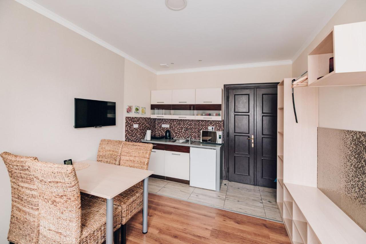 One-Bedroom Apartment with Balcony