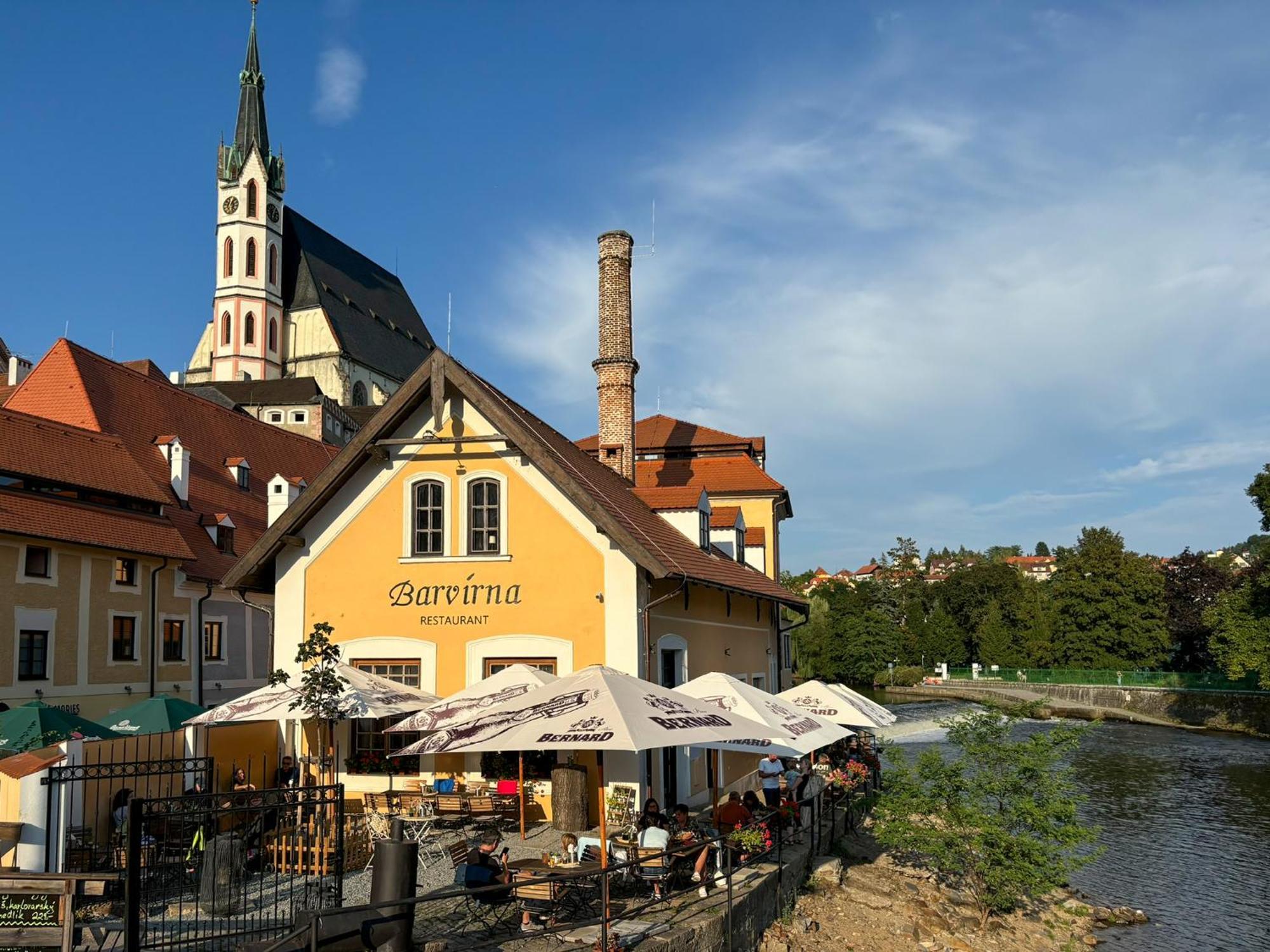 Dvoulůžkový pokoj s manželskou postelí a přistýlkou
