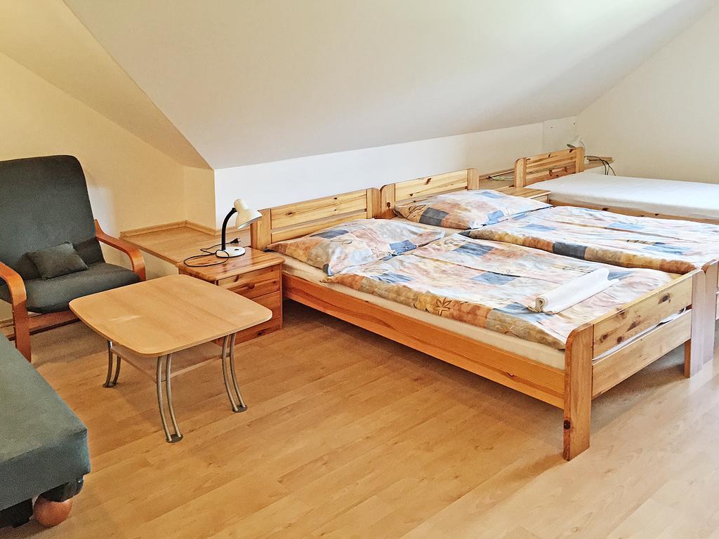 Podkrovní apartmán se 2 ložnicemi pro 10 osob