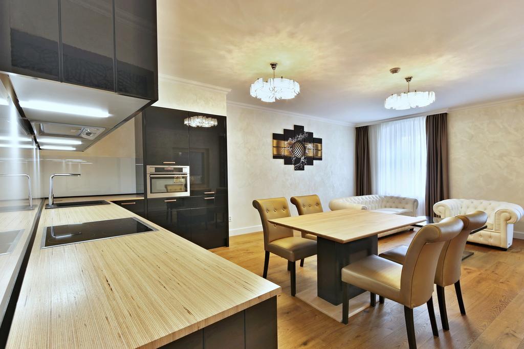 Apartment mit kleiner Sauna und Badewanne
