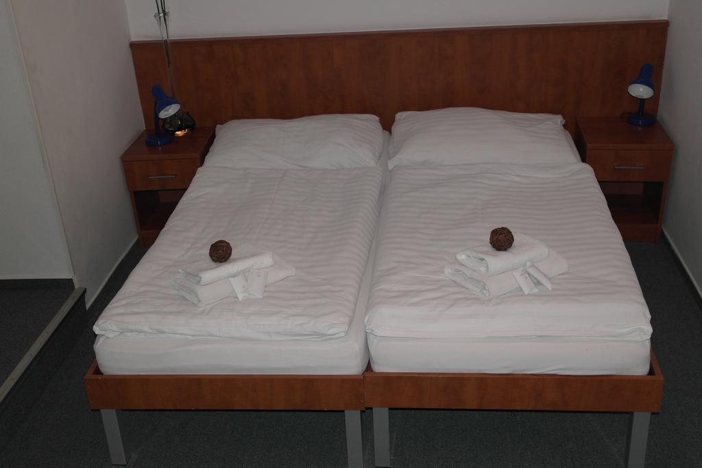 Quadruple Room,1004225712:JPEG