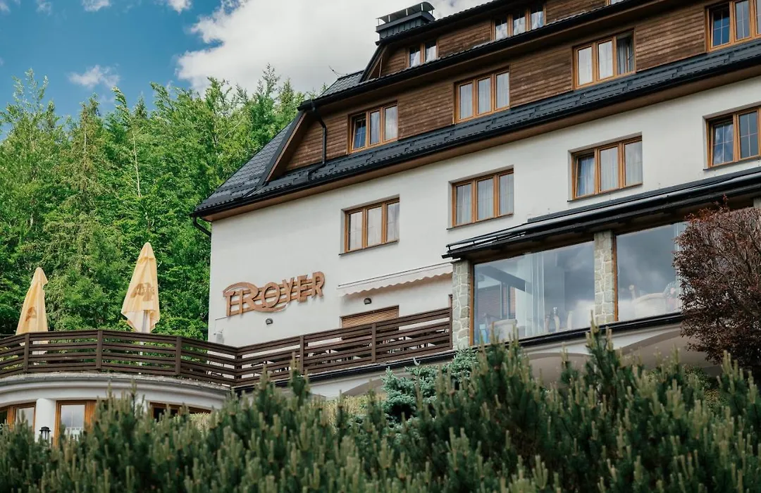 Hotel Troyer-1