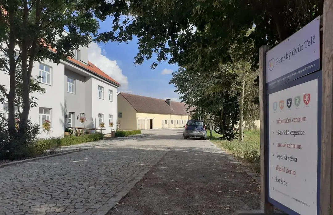 Penzion Panský dvůr Telč-1