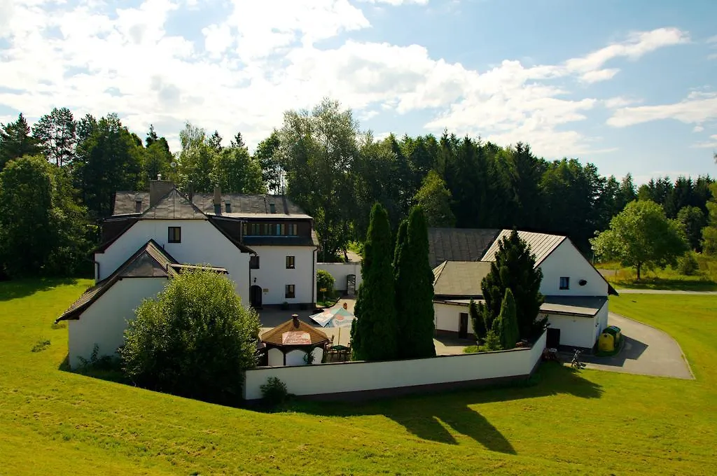 Hotel a Hostinec Tálský mlýn-1