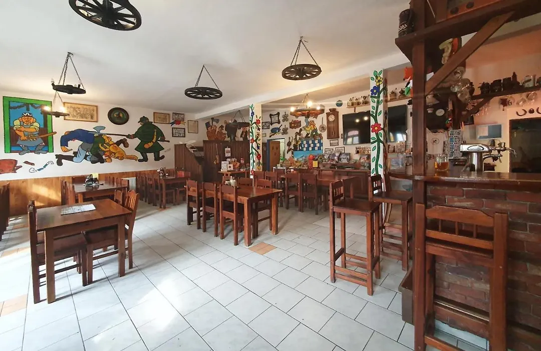 Hrusická restaurace a penzion-1