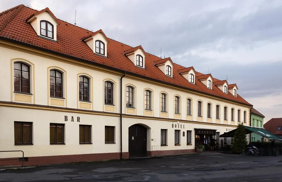 Hotel Rychta Netolice-1