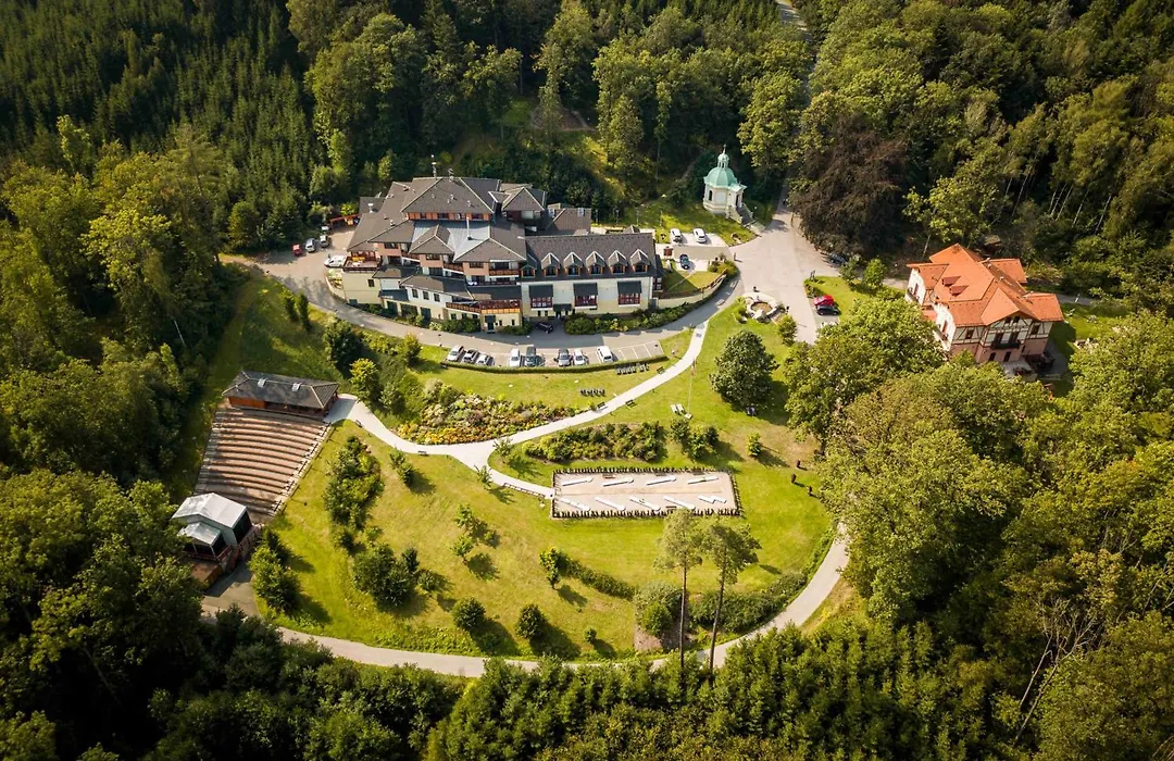 Hotel Studanka-1