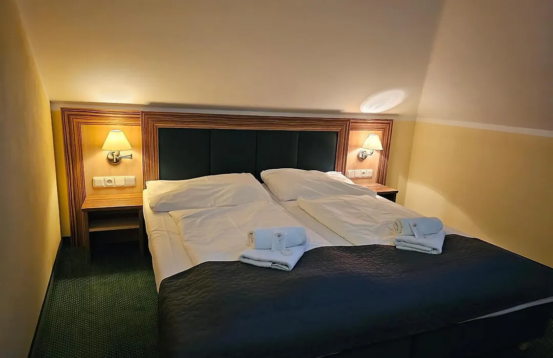 Hotel U Divadla-1