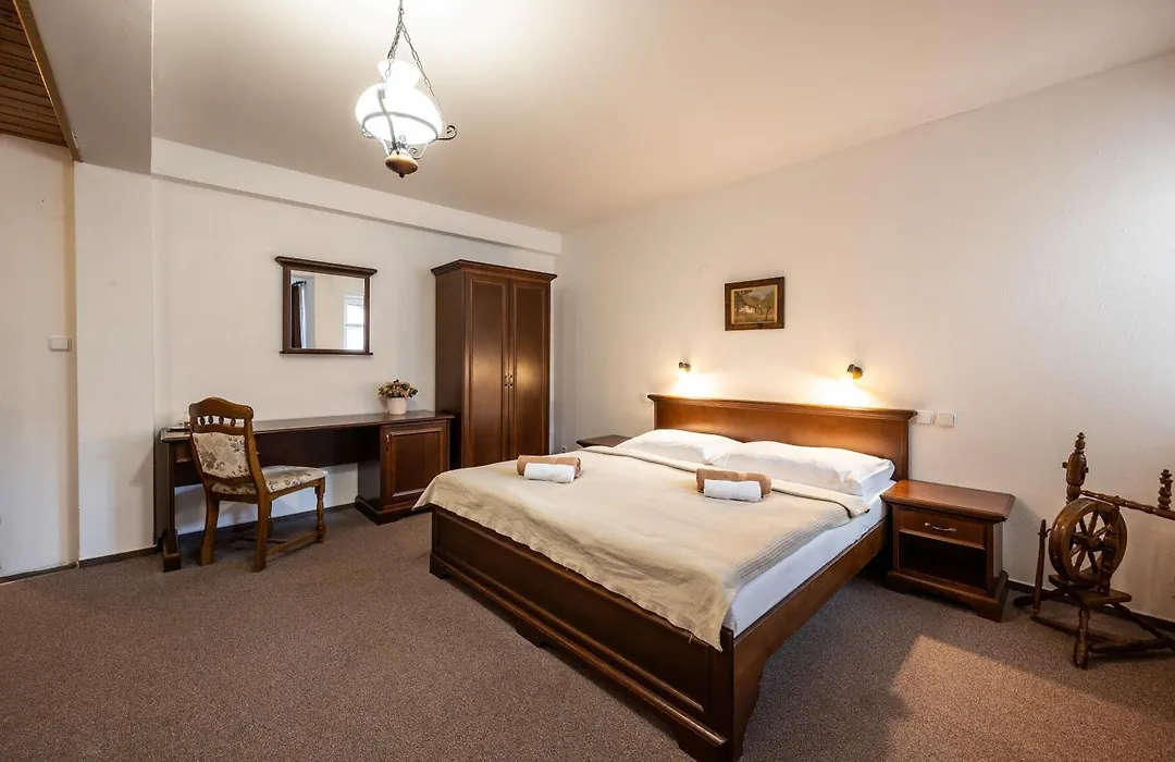 Valašský Hotel a Pivní lázně OGAR-1