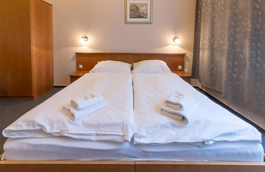 Hotel Slovan Plzeň-1