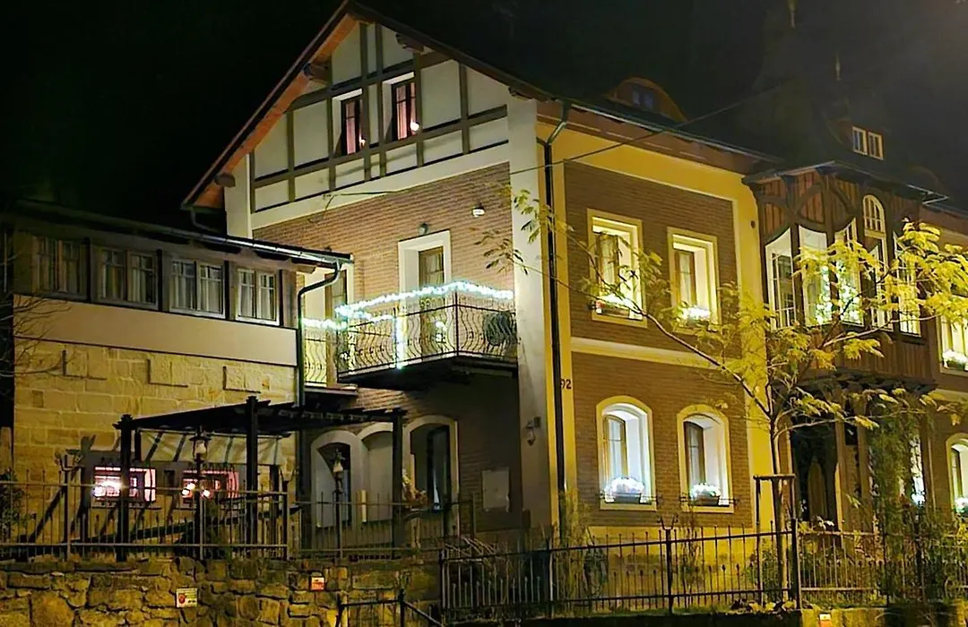 Labský Dvůr-1