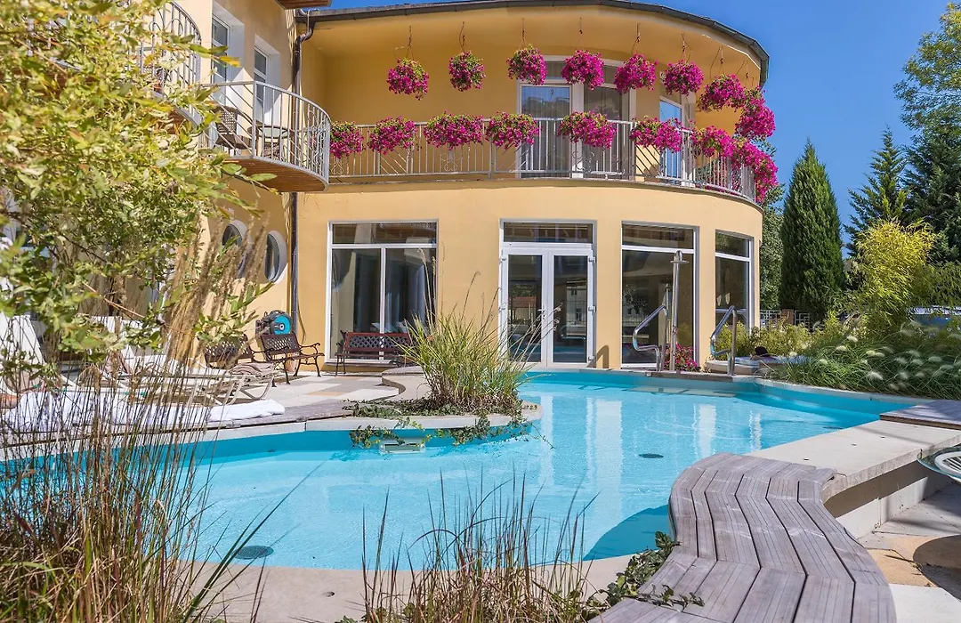 Hotel Bajkal-1