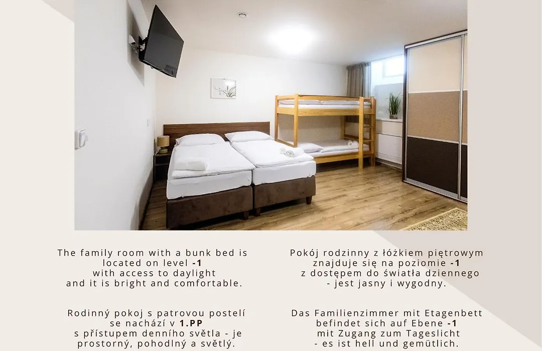 Hotel Pod Zelenym Dubem-1