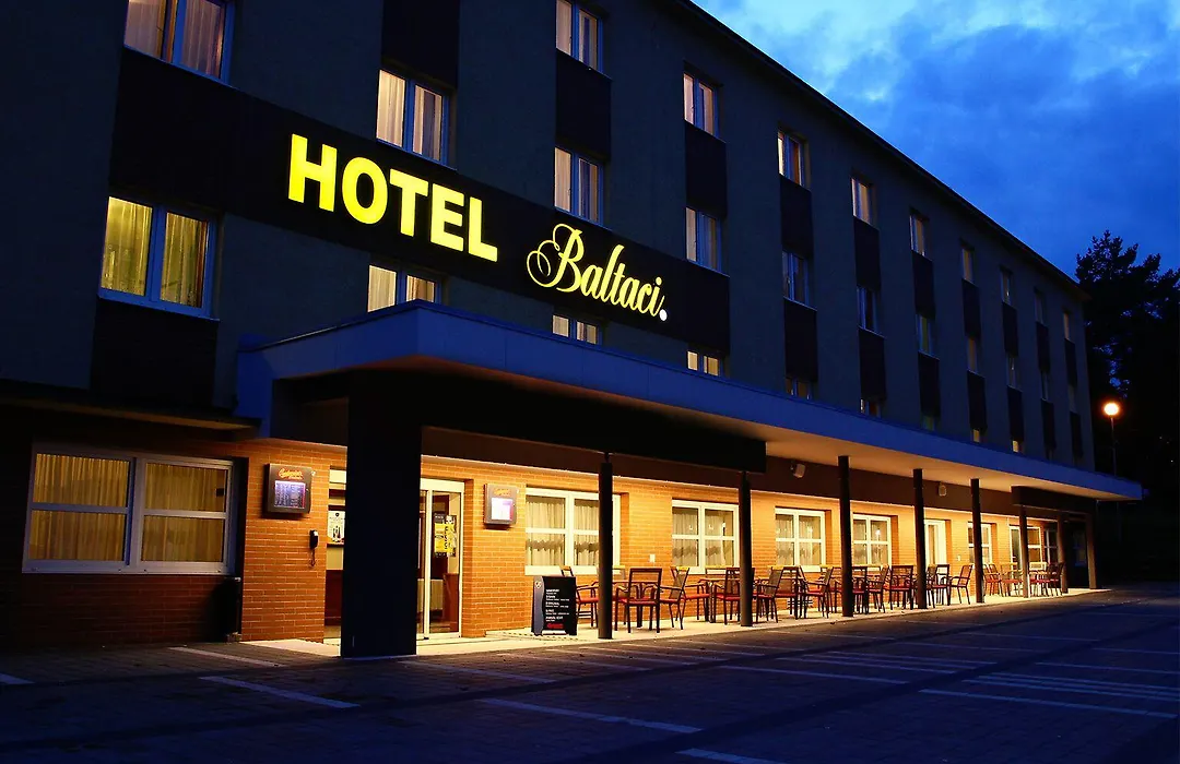 Hotel Baltaci U Náhonu-1