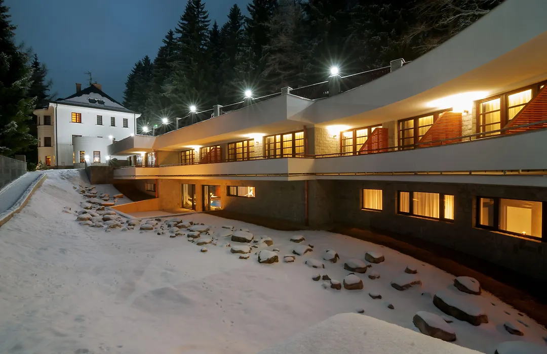 Hotel Bedriska Wellness Resort & Spa-1