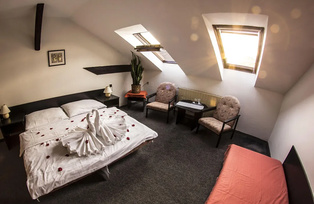 Hotel Pyramida-1