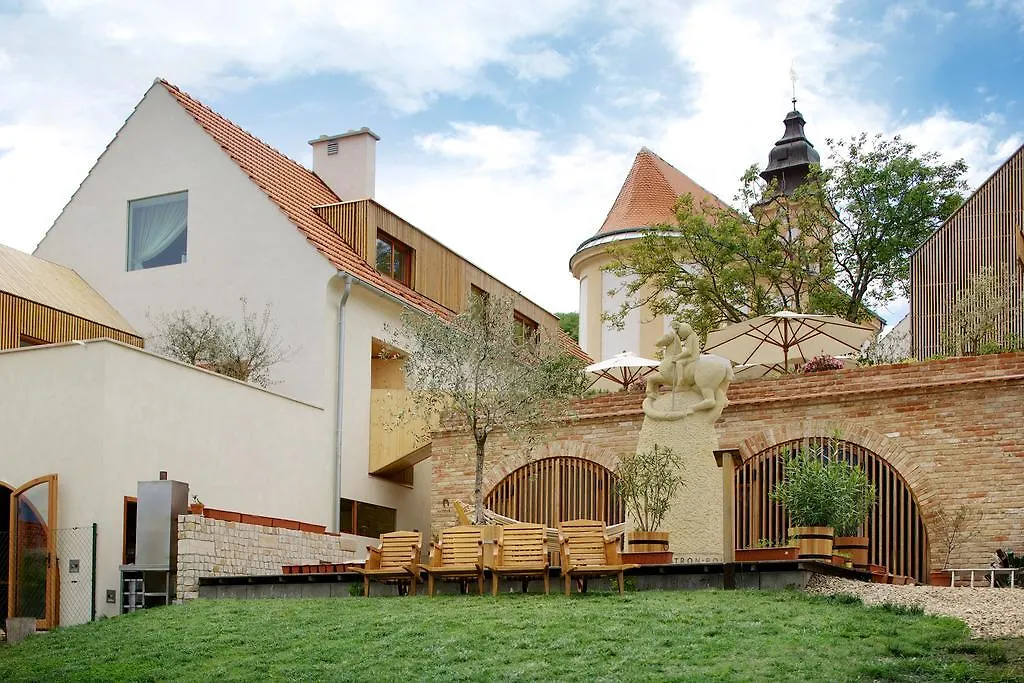 Cafe Fara-1
