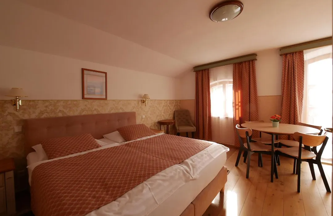 Schlosshotel Zamek Zdikov-1