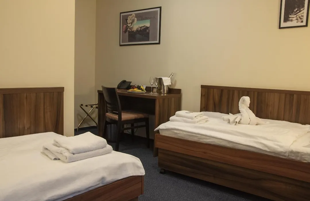 Hotel Studanka-1