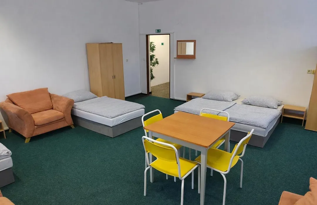 Pension Na Hranici-1