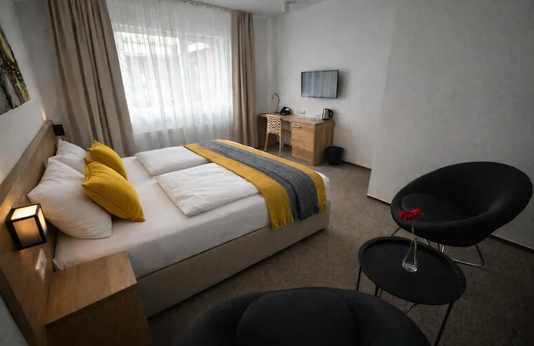 Hotel Kapitol-1