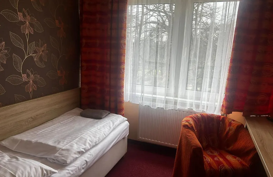 Parkhotel Sokolov-1