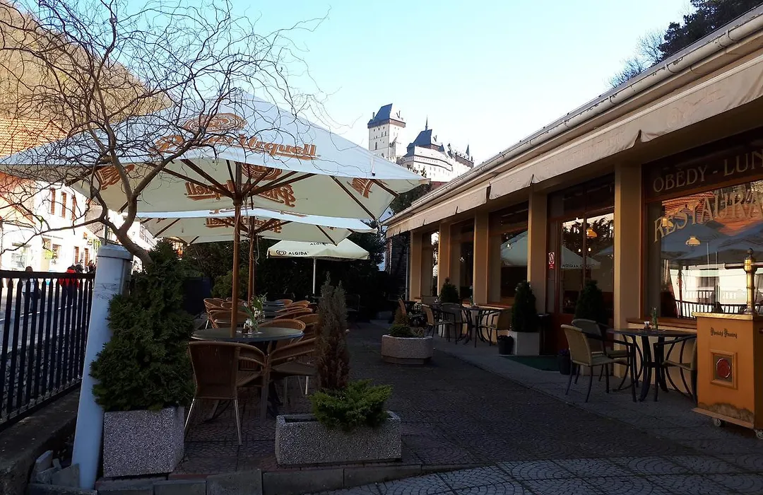 Pension a Restaurace Vyhlídka-1