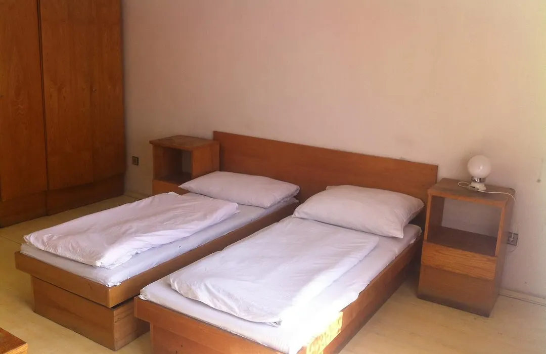 Hotel Bělohlávek-1
