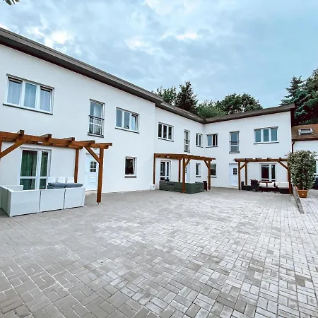 Chaty A Apartmany Hracholusky Kemp Kosatka-2