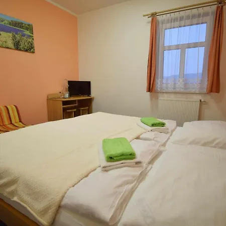 Hotel Emeran-2