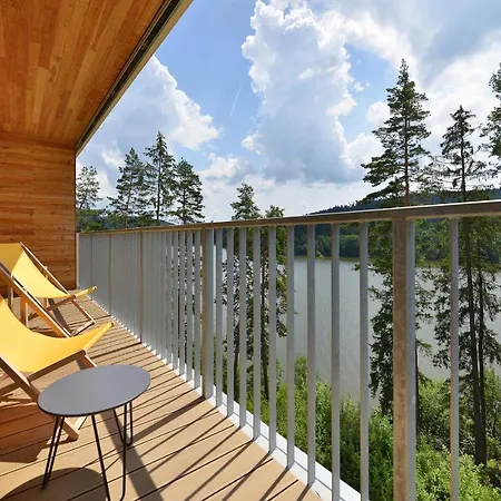 Element Lakeside Apartments-2
