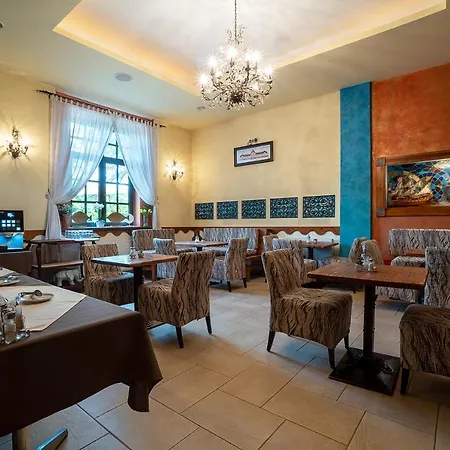Nautico Hotel, Restaurace & Wellness-2