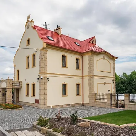 Villa Libosad-2