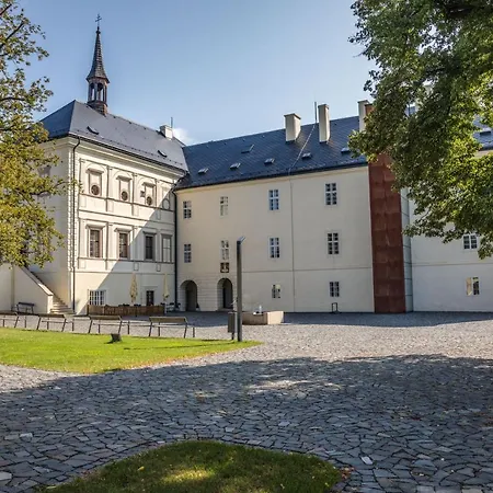 Hotel Zamek Svijany-3