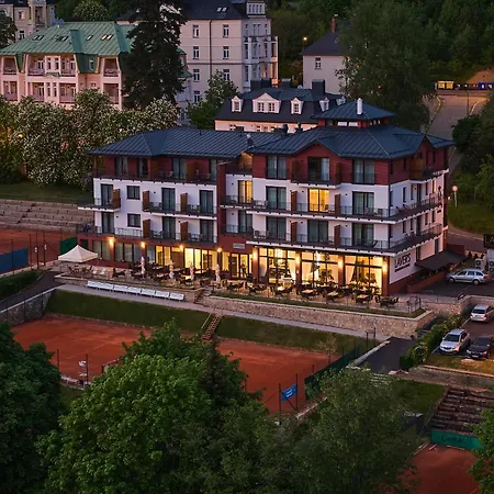 Hotel Queens Mariánské Lázně-2