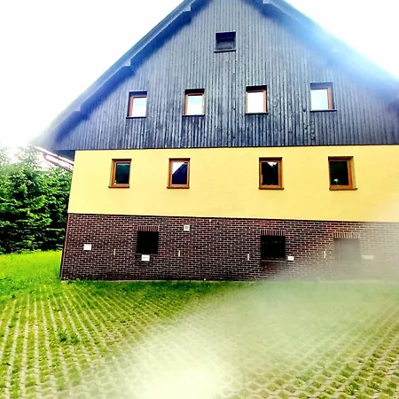 APARTMÁNY za SNĚŽNÍKEM-3