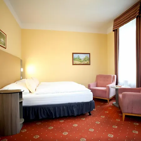Hotel Paris-2
