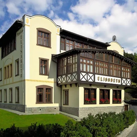 Elisabeth Pension-2