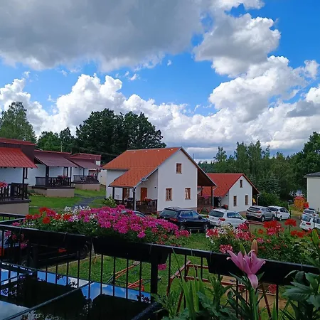 Chaty a Apartmány Hracholusky Kemp Kosatka-3