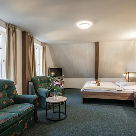 Valašský Hotel a Pivní lázně OGAR-3