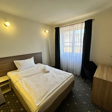 Hotel Brixen-3