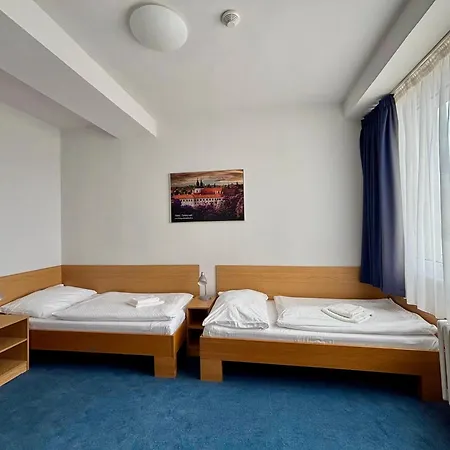 Hotel Atom Třebíč-2