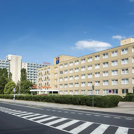 Orea Hotel Voro Brno-3