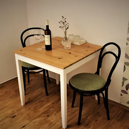 Penzion a restaurace U ŘEKY-2