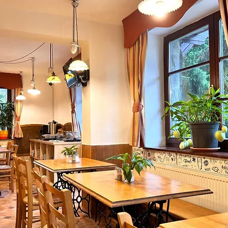 Sport Hotel Pomi-2
