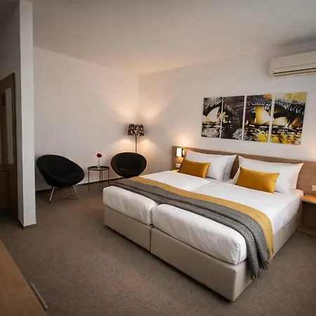 Hotel Kapitol-3