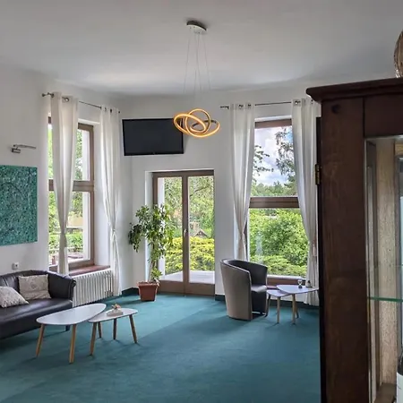Resort Hotel Zvíkov-3