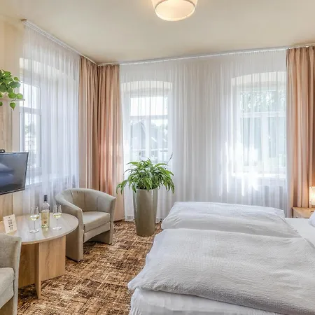 Hotel Slunce - Wellness S Bazenem, Pivovar Morous A Bowling-3