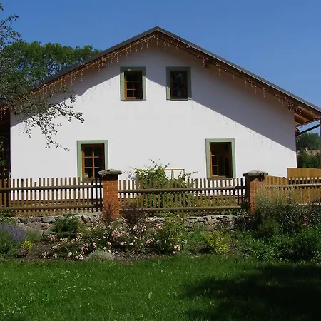 Hotel Na Statku Mirosov-3