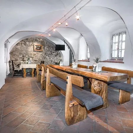 Pension Athanor-2